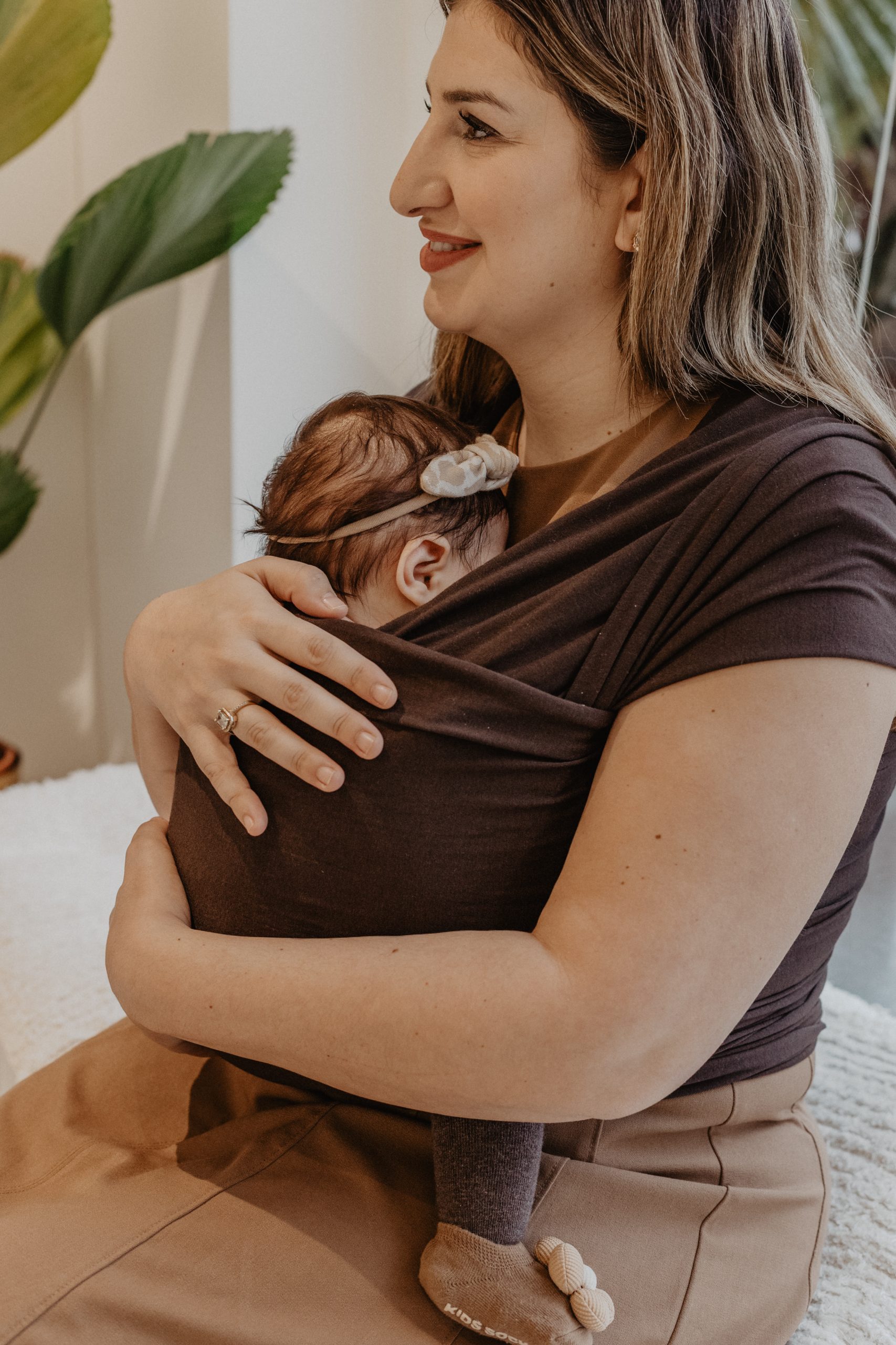 Braunes Babytragetuch